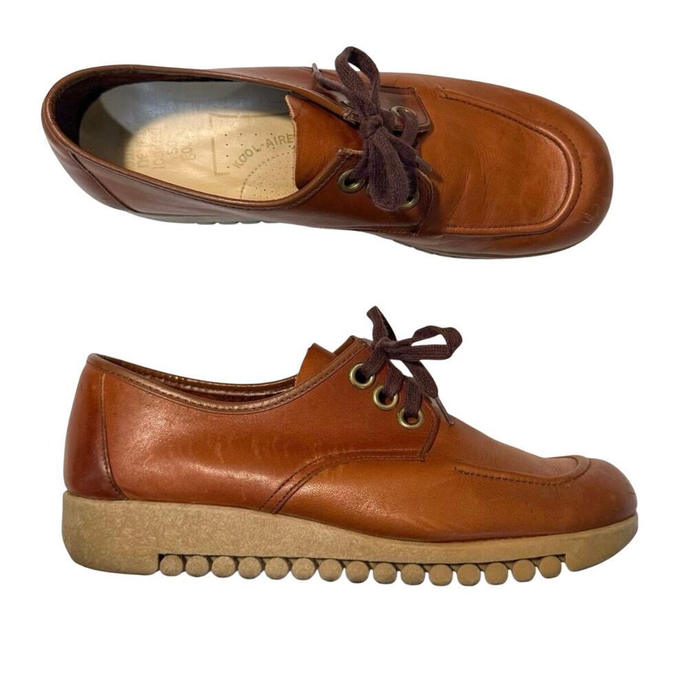 Vintage 70s Leather Oxford Size 8.5 Thick Rubber Sole Oxford Lace Up Soft Spots